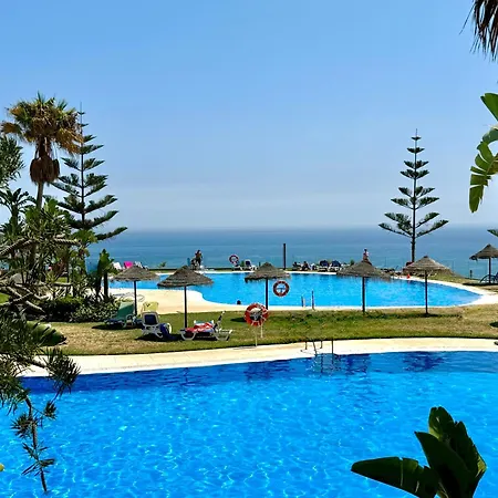 Apartment Con Vistas Al Mar Y Piscina En Benalmadena