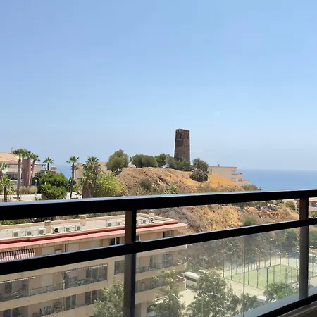 Apartment Con Vistas Al Mar Y Piscina En Benalmadena