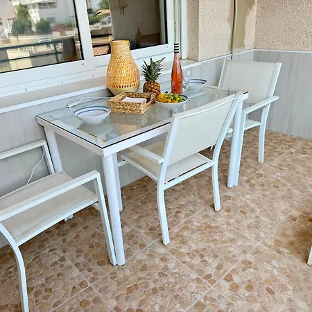 Apartment Con Vistas Al Mar Y Piscina En