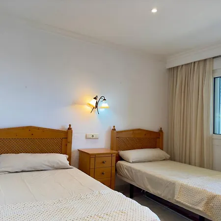 Apartamento Con Vistas Al Mar Y Piscina En